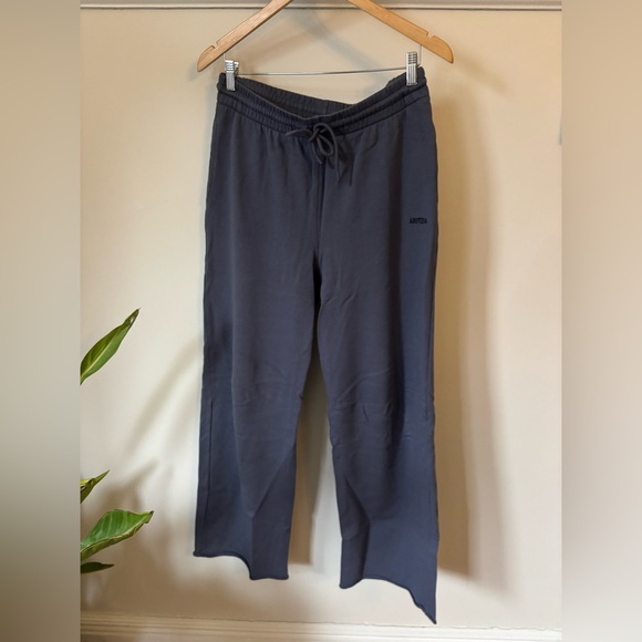 Aritzia Terry Sweatflece Boyfriend Wide Sweatpant - Picture 10 of 12